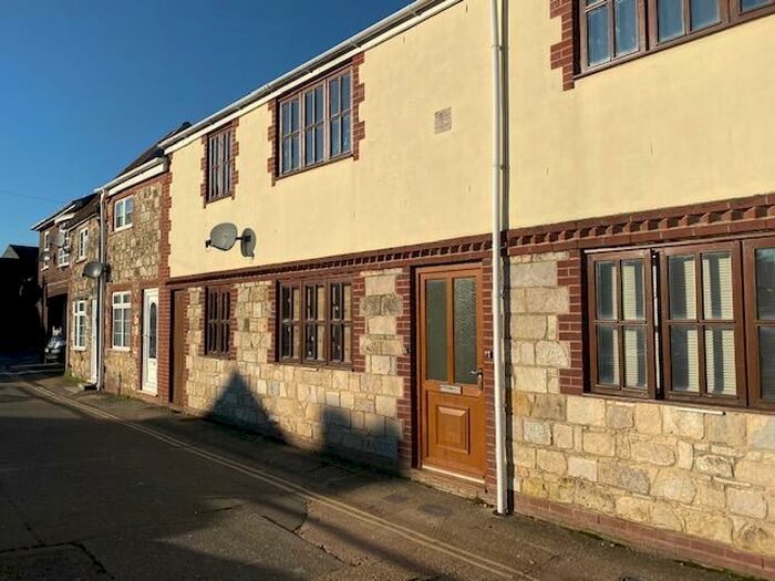 1 Bedroom Flat To Rent In Scarrotts Lane, Newport, PO30