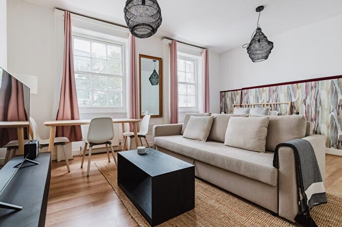 1 Bedroom Flat To Rent In Camden Town, London, NW1