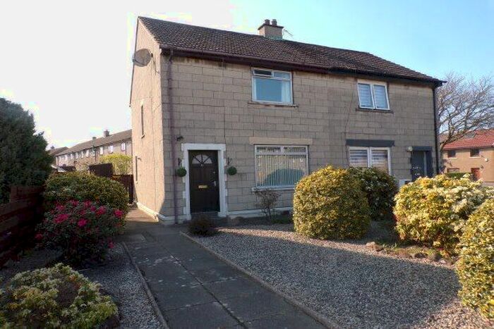 2 Bedroom Semi-Detached House To Rent In Ballantrae Gardens, Dundee, DD4
