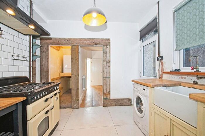 3 Bedroom End Of Terrace House For Sale In Pentre Beili Place, Lewistown, Bridgend, CF32