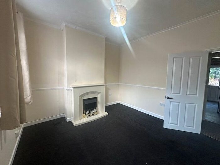 2 Bedroom Property To Rent In Lorne Street, Kidderminster, DY10