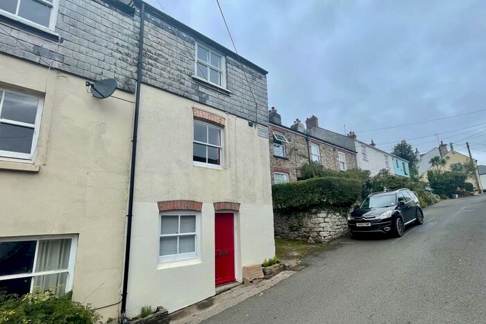 2 Bedroom End Of Terrace House To Rent In Ermington, Devon, PL21