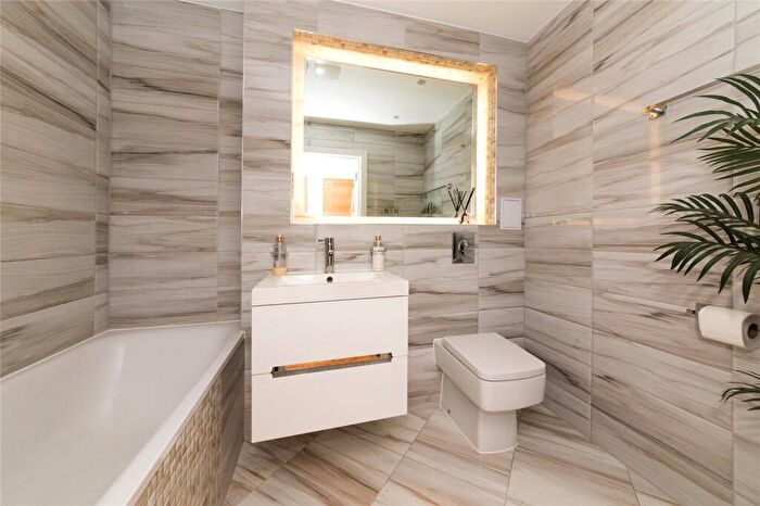 2 Bedroom Apartment To Rent In Carshalton Road, Sutton, SM1