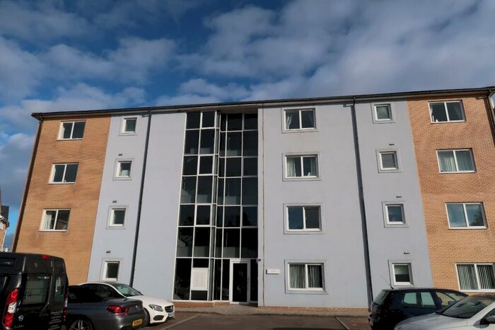 2 Bedroom Apartment To Rent In Marconi Avenue, Penarth, CF64