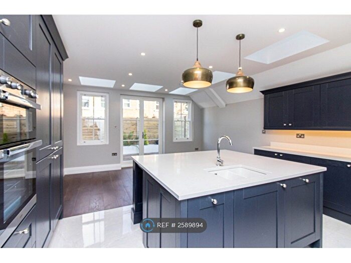 5 Bedroom Terraced House To Rent In Lower Mortlake Road, Richmond, TW9