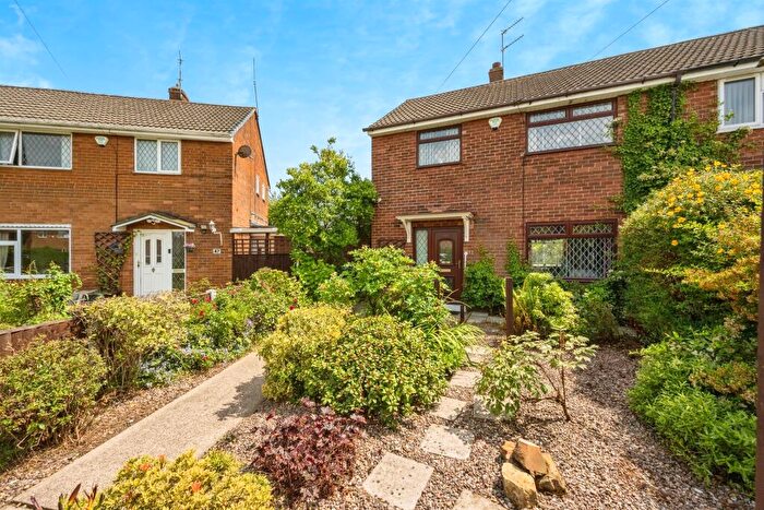3 Bedroom End Of Terrace House For Sale In Coronation Road, Stainforth, Doncaster, DN7