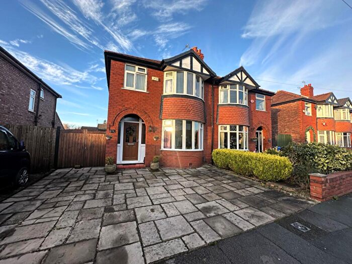 3 Bedroom Semi Detached House For Sale In Brooklyn Road, Great Moor, Stockport, SK2
