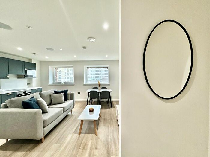 1 Bedroom Apartment To Rent In Great George Street, Leeds, LS2