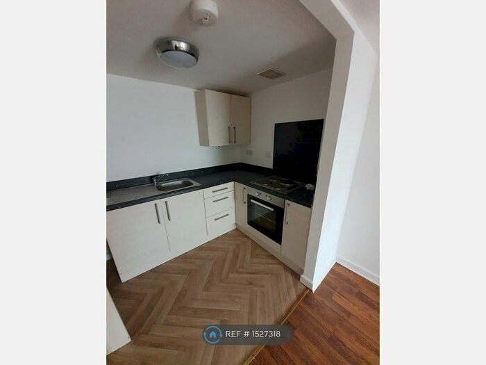 2 Bedroom Flat To Rent In Rose Lane, Liverpool, L18
