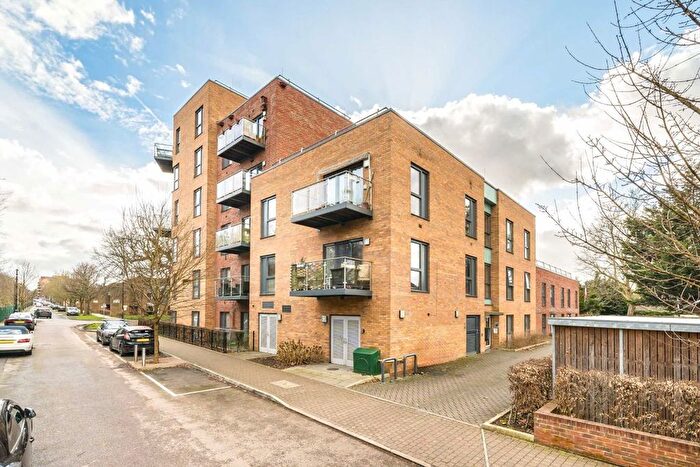 3 Bedroom Property To Rent In Copley Close, London, W7