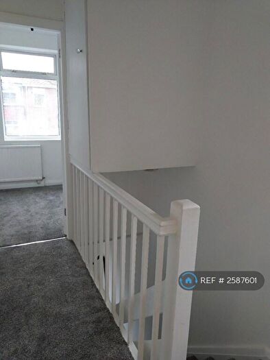 3 Bedroom Semi Detached House To Rent In Maple Avenue, Manchester, M45