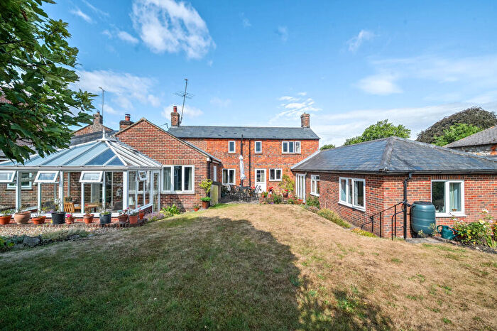 4 Bedroom Detached House For Sale In West Overton, Marlborough, SN8