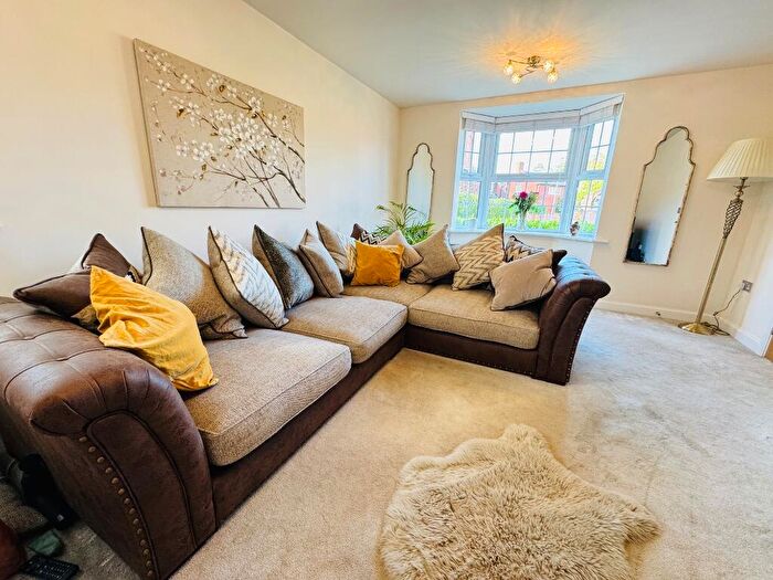 4 Bedroom Detached House To Rent In Stanneylands Road, Wilmslow, Cheshire, SK9