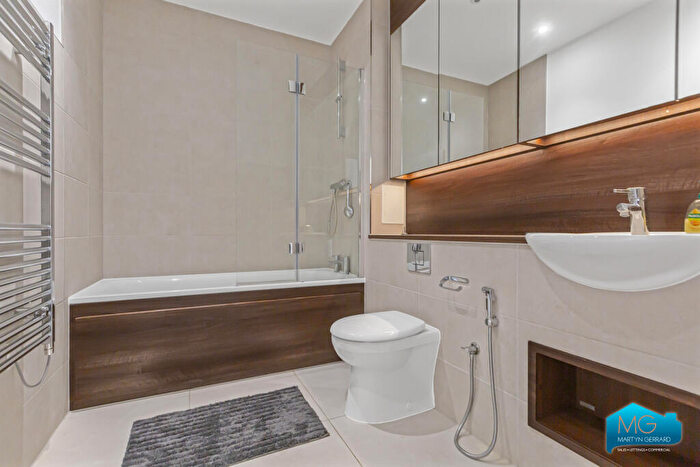 4 Bedroom Terraced House To Rent In Lacey Drive, Edgware, London, HA8
