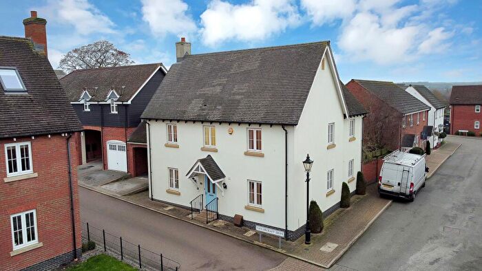 4 Bedroom Detached House For Sale In Taylorcraft Drive, Rearsby, LE7