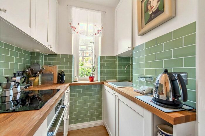 1 Bedroom Flat To Rent In Watchfield Court, Sutton Court Road, London, W4