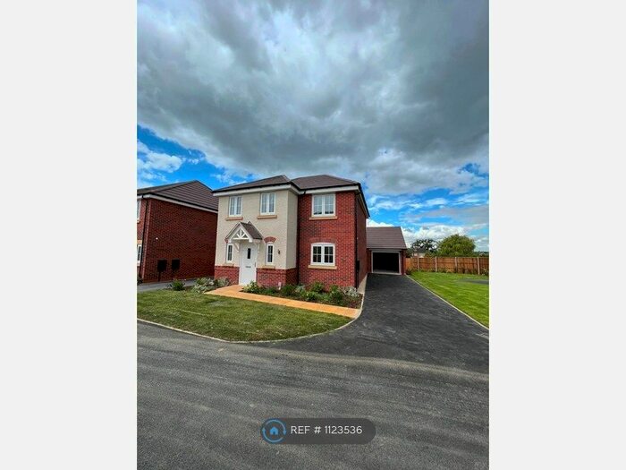 3 Bedroom Detached House To Rent In Oak Tree Road, Great Glen, LE8