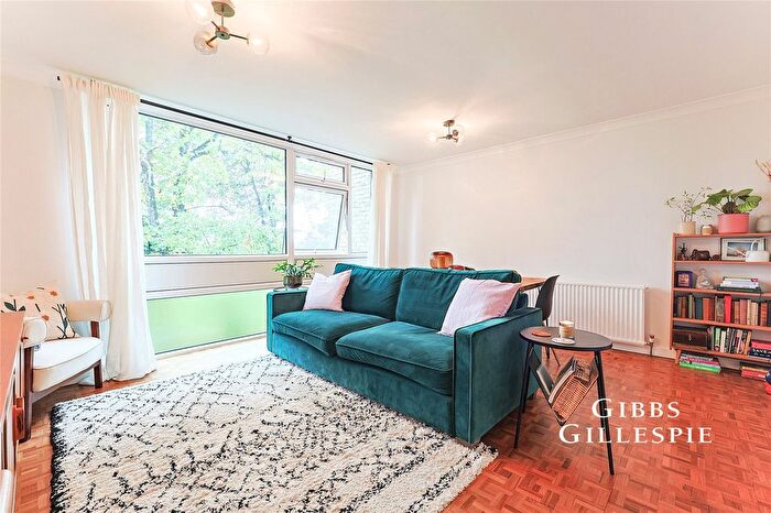 2 Bedroom Flat To Rent In Gordon Road, Ealing, W5