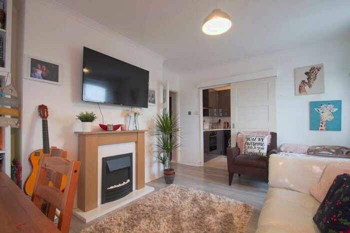 2 Bedroom Flat To Rent In Stanbrook Road, London, SE2