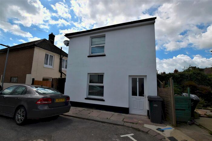 2 Bedroom Detached House To Rent In Duke Street, St. Leonards-On-Sea, TN37
