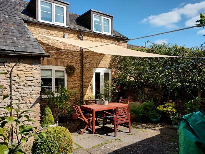 2 Bedroom Semi-Detached House For Sale In Holton, Somerset, BA9