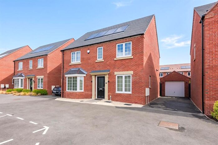 4 Bedroom Detached House For Sale In Fossbrooke Drive, Ashby-De-La-Zouch, LE65