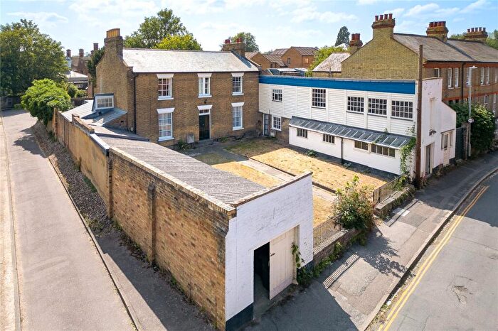 6 Bedroom Detached House For Sale In St. Peter's Street, Cambridge, Cambridgeshire, CB3