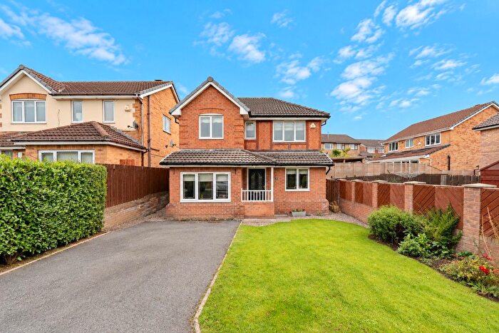 4 Bedroom Detached House For Sale In Priestley Court, Pudsey, West Yorkshire, LS28