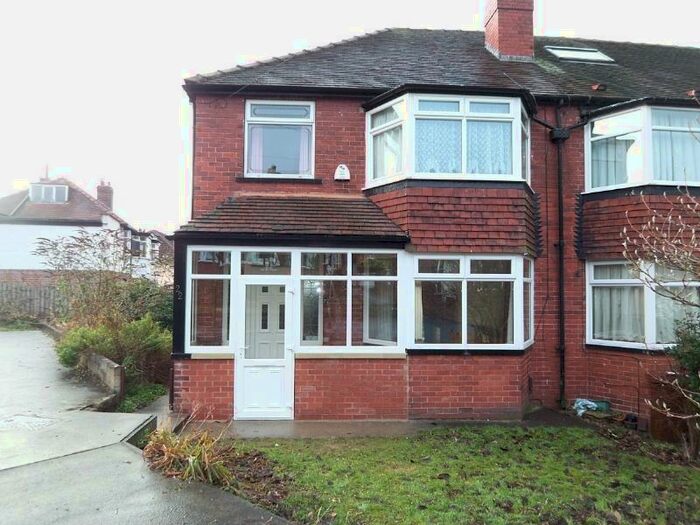 3 Bedroom Semi-Detached House To Rent In Parkside Place, Meanwood, Leeds, LS6
