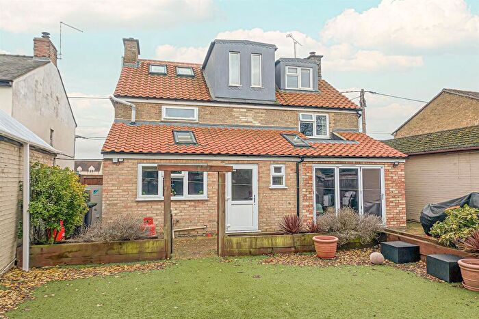 4 Bedroom Detached House For Sale In North Street, Wicken, Ely, CB7