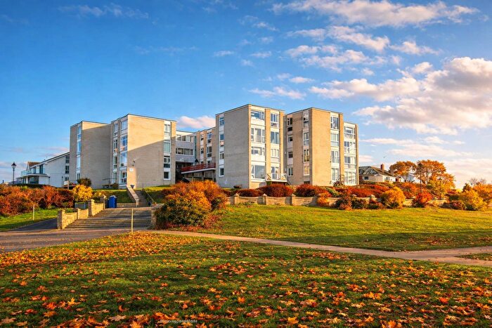 1 Bedroom Flat For Sale In Sea Point, Barry, CF62