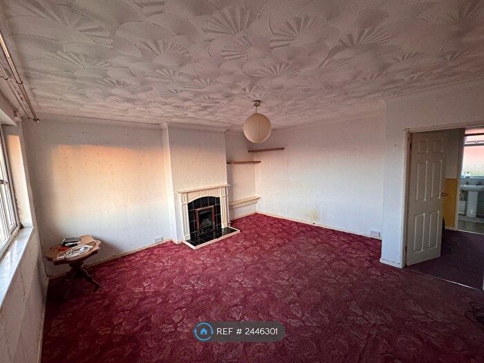 2 Bedroom Flat To Rent In Lawrence Weston, Bristol, BS11