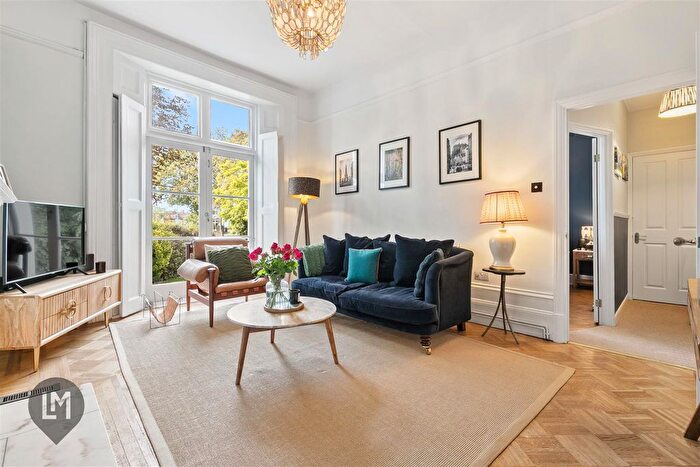 1 Bedroom Flat For Sale In Wimbledon Park Road, London, SW18