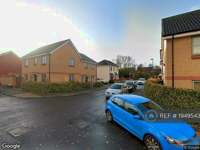 4 Bedroom Semi-Detached House To Rent In Stoke Gifford, Bristol, BS34