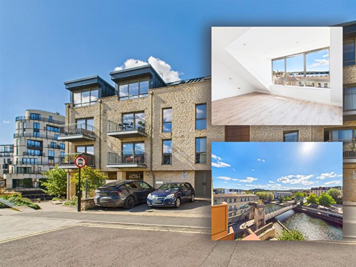 2 Bedroom Penthouse For Sale In River View Court, Victoria Bridge Road, Bath, BA1