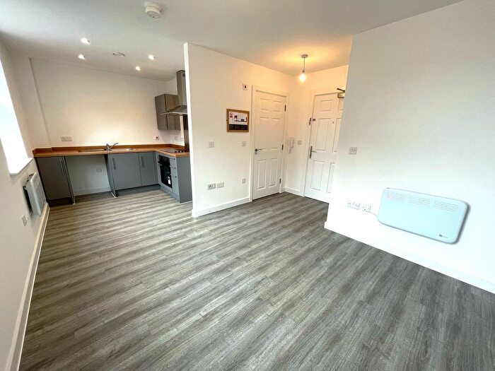 1 Bedroom Flat To Rent In Michael Paul House, Taunton, TA1