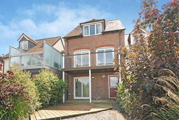 3 Bedroom Terraced House To Rent In Abingdon, Oxfordshire, OX14