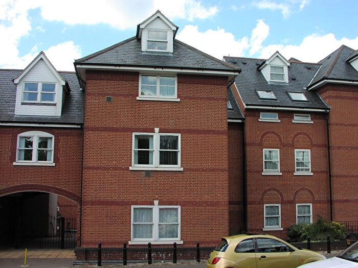 2 Bedroom Flat To Rent In Bentfield Road, Stansted, Essex, CM24