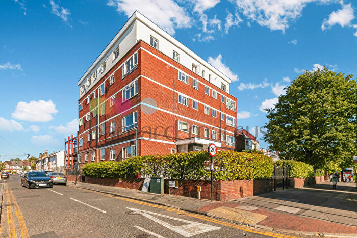 1 Bedroom Apartment To Rent In London Road, Thornton Heath, CR7