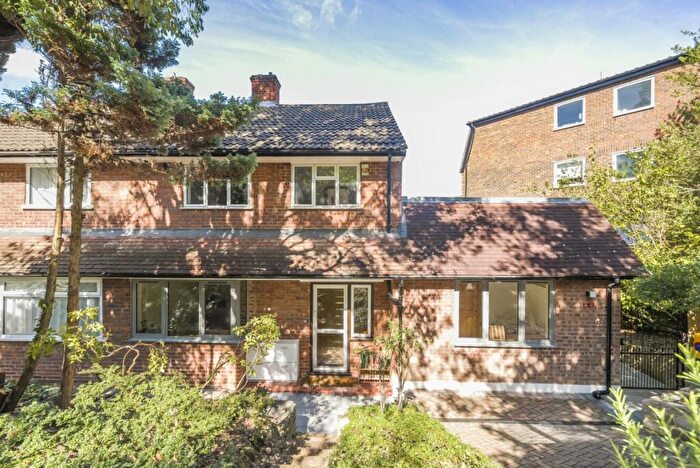 4 Bedroom House To Rent In Farquhar Road, London, SE19