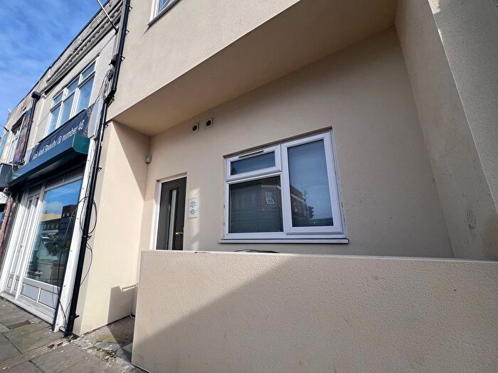 1 Bedroom Flat To Rent In Kingston Road, Portsmouth, PO1