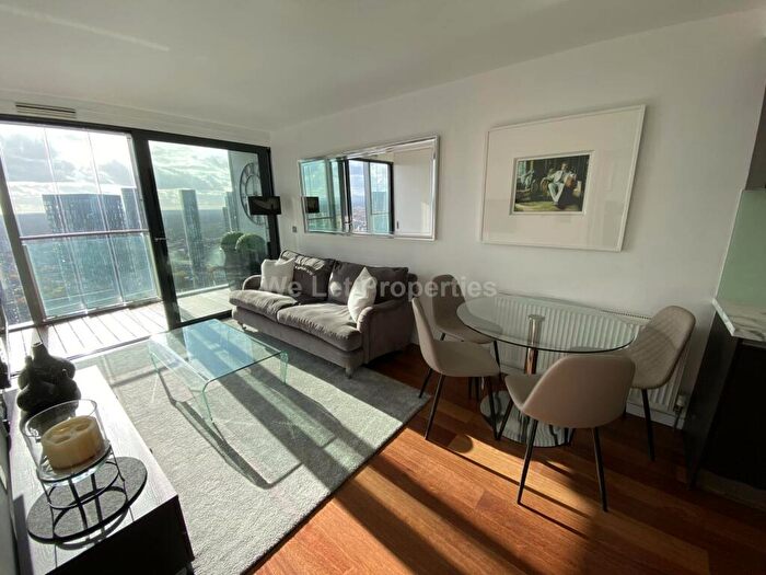 2 Bedroom Apartment To Rent In Deansgate, Manchester, M3