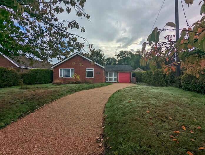 3 Bedroom Detached Bungalow For Sale In Main Road, Yoxford, IP17