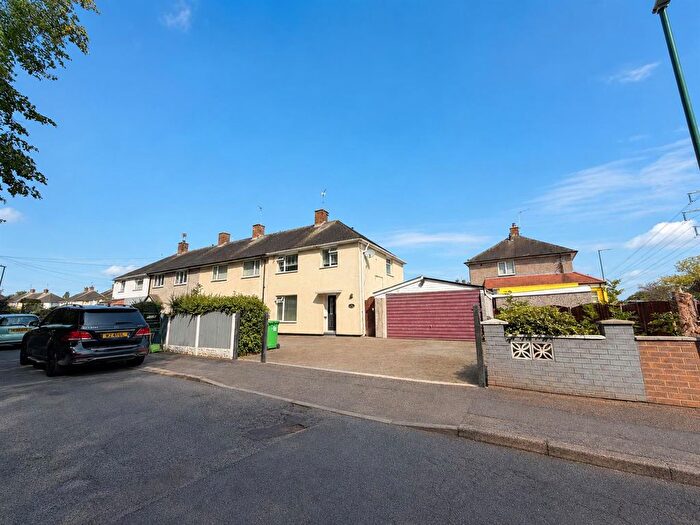 3 Bedroom End Of Terrace House To Rent In Swansdowne Drive, Nottingham, NG11