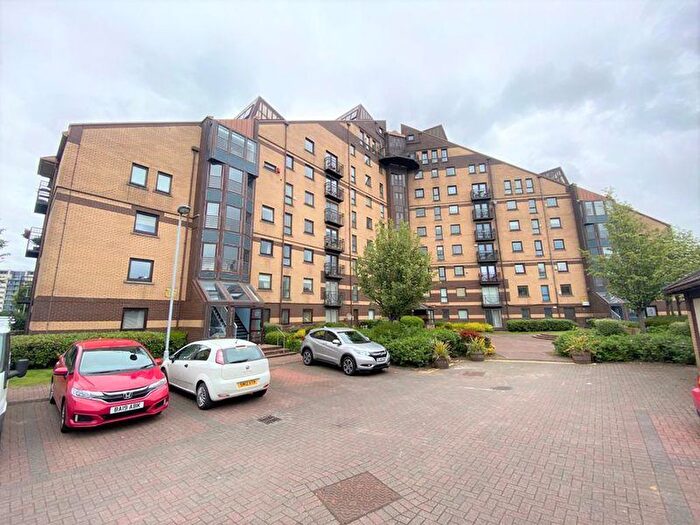 3 Bedroom Flat For Sale In Mavisbank Gardens, Festival Park, G51
