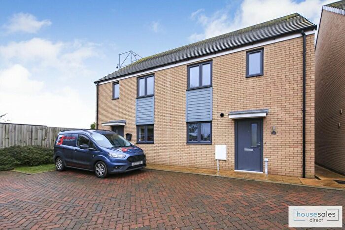 2 Bedroom Semi-Detached House For Sale In Spire View, Whittlesey, PE7