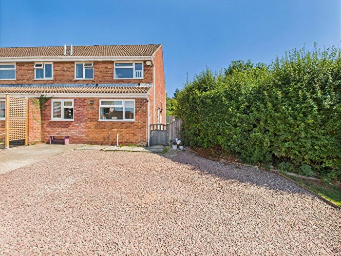 3 Bedroom End Of Terrace House For Sale In Birch Park, Coalway, Coleford, GL16