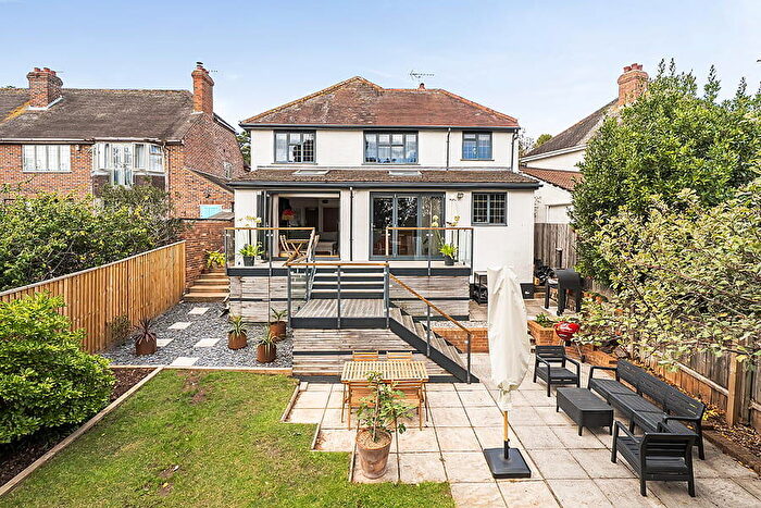 4 Bedroom Detached House For Sale In Pennsylvania Close, Exeter, EX4