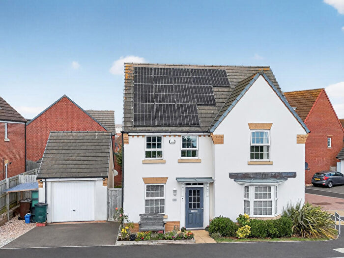 4 Bedroom Detached House For Sale In Martin Way, Cullompton, EX15