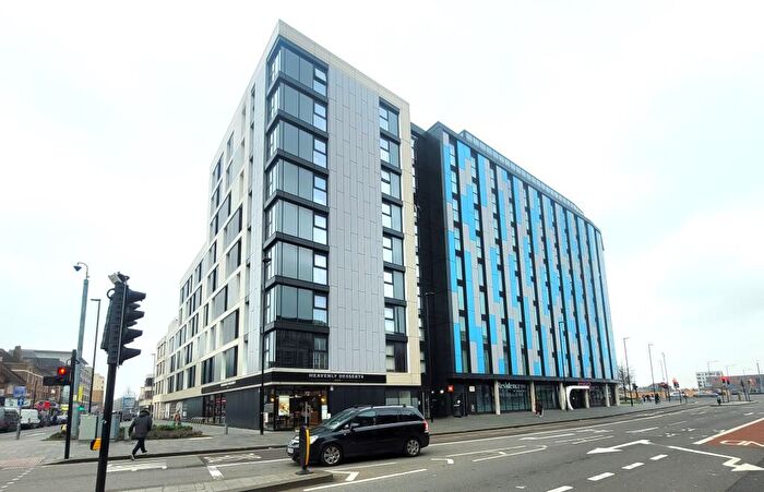 2 Bedroom Apartment To Rent In William Street, Slough, SL1
